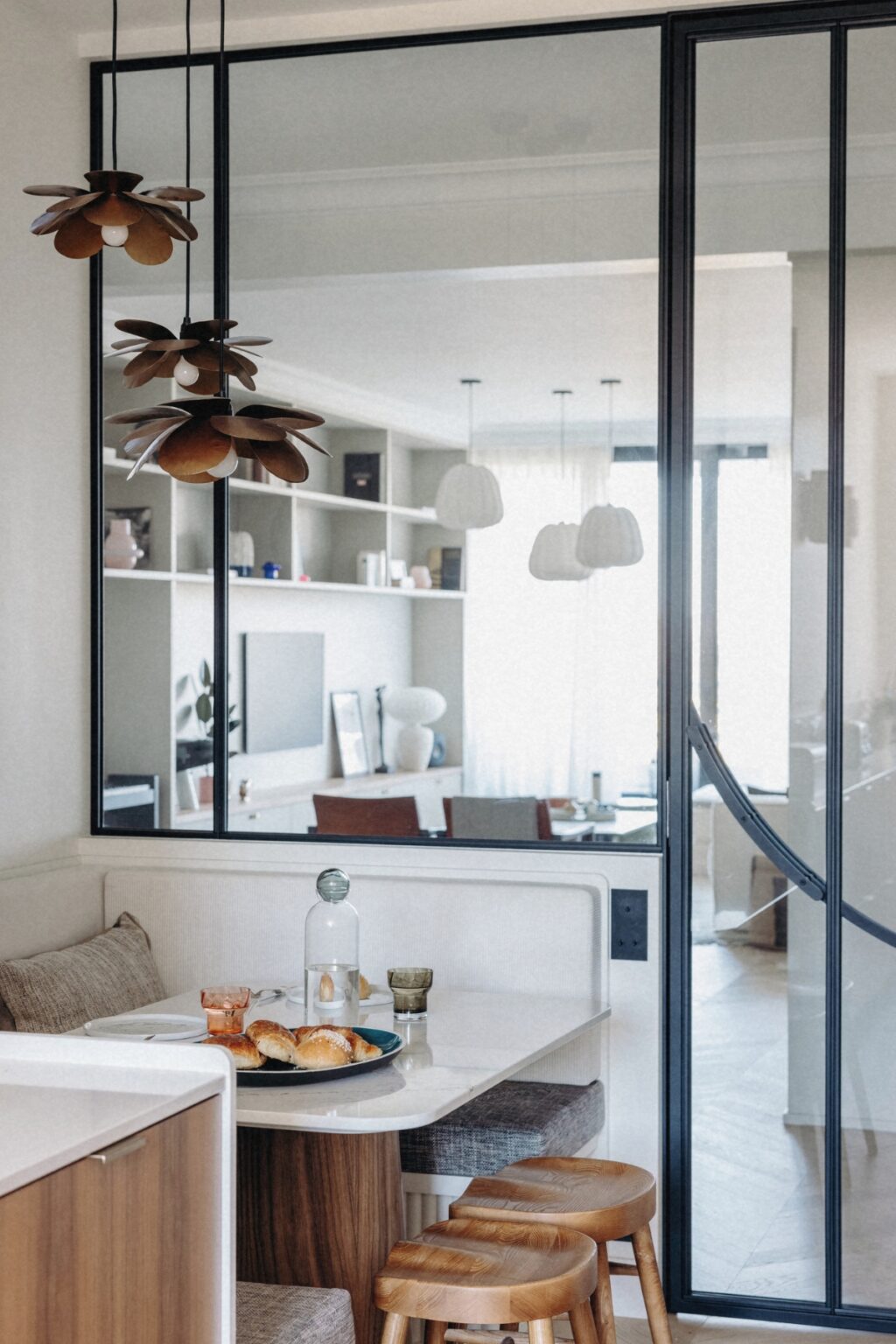 Mobilier artisanal et verrières intérieures sur mesure