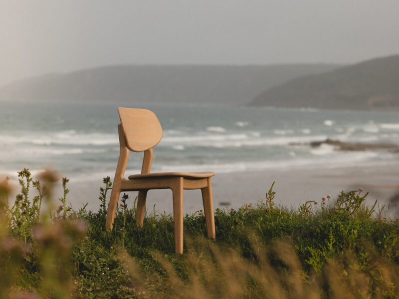 Chaise en bois : comment bien choisir (et ne pas se tromper)
