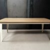 1790757259975 Table comtesse plaquage bois chêne pieds acier ivoire