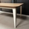 1790757299976 Table comtesse plaquage bois chêne pieds acier ivoire