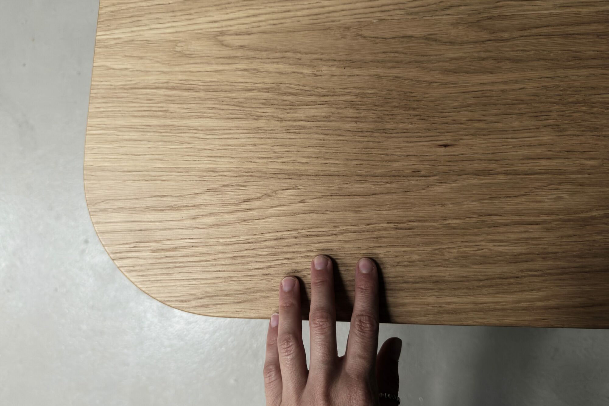 1790757451751 Table comtesse plaquage bois chêne pieds acier ivoire