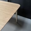 1790757618163 Table comtesse plaquage bois chêne pieds acier ivoire