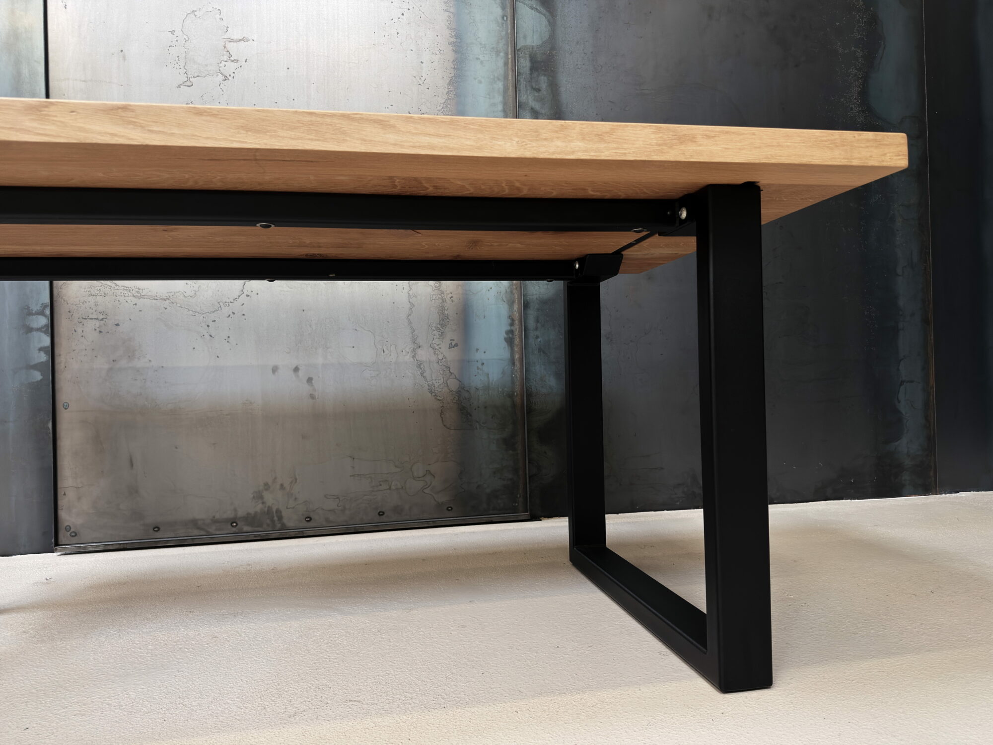 Table pieds U acier et bois massif 9 Table pieds U acier et bois massif