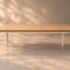 table_artmeta_chene_pieds_ivoire Table comtesse plaquage bois chêne pieds acier ivoire